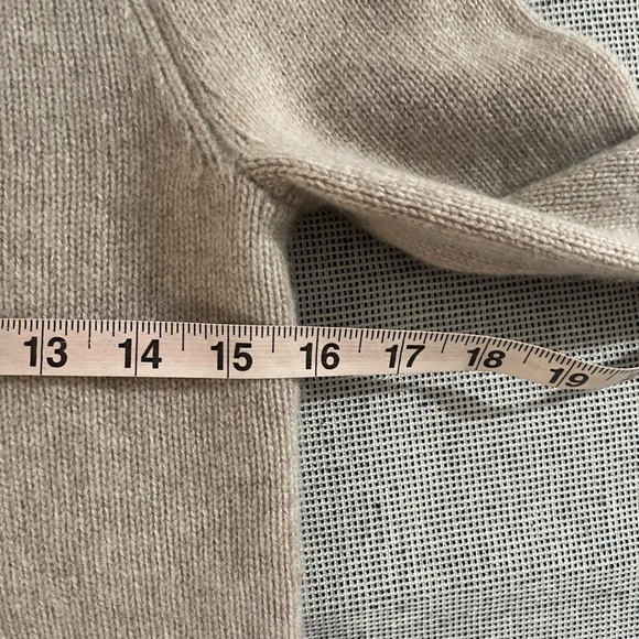 CO Essentials 100% Cashmere Puff Sleeve Sweater XS - Picture 3 of 9